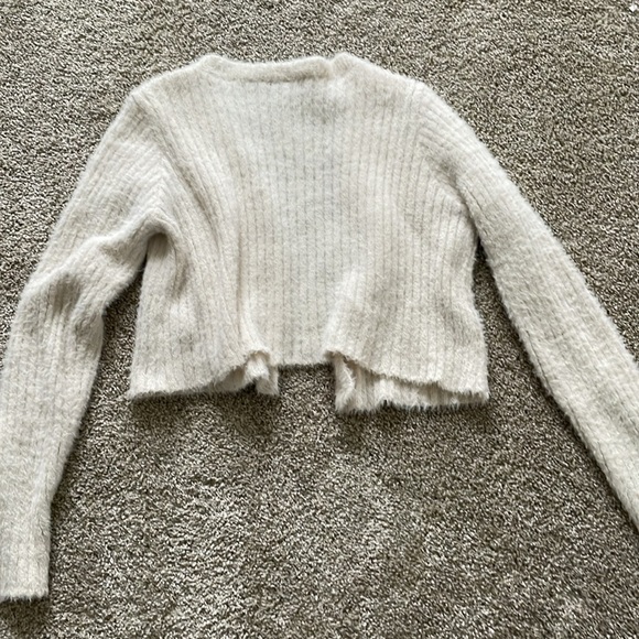 Wild Fable Cream Sweater - Picture 4 of 4